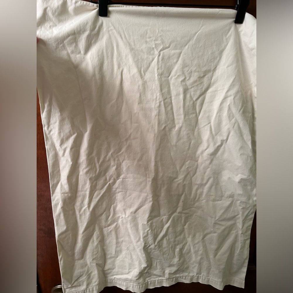 VTG Embroidered linen pillowcase with basket and flowers. Queen size - Picture 6 of 7